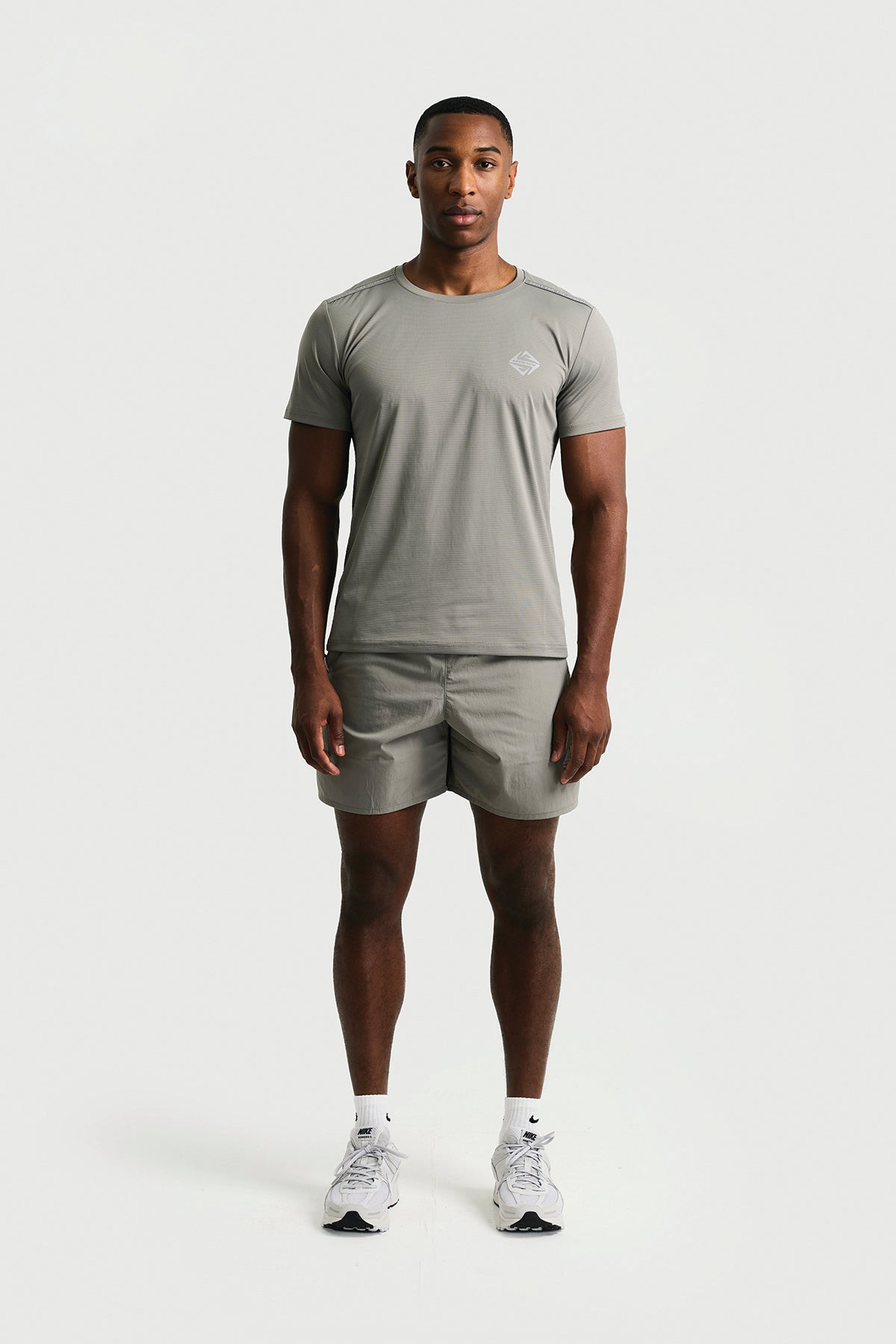 ORIGIN SHORT - GREY